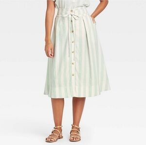 A New Day- Target Green & white Pastel skirt with pockets, size small